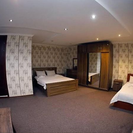 Royal Hotel تبليسي المظهر الخارجي الصورة
