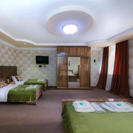 Royal Hotel تبليسي المظهر الخارجي الصورة
