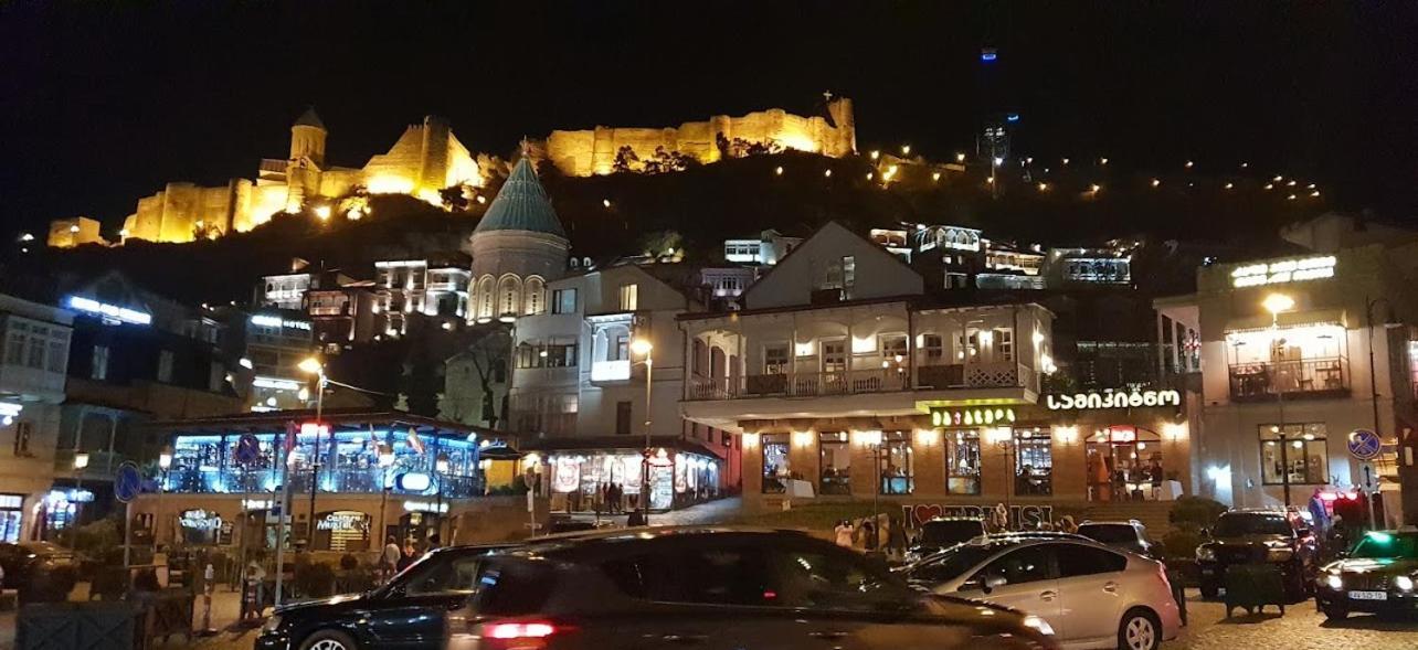 Royal Hotel تبليسي المظهر الخارجي الصورة