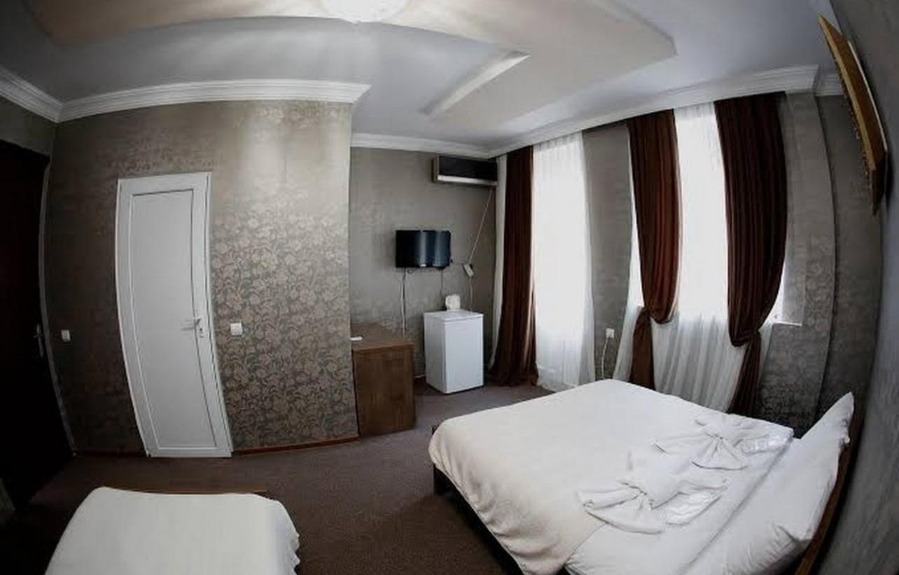 Royal Hotel تبليسي المظهر الخارجي الصورة