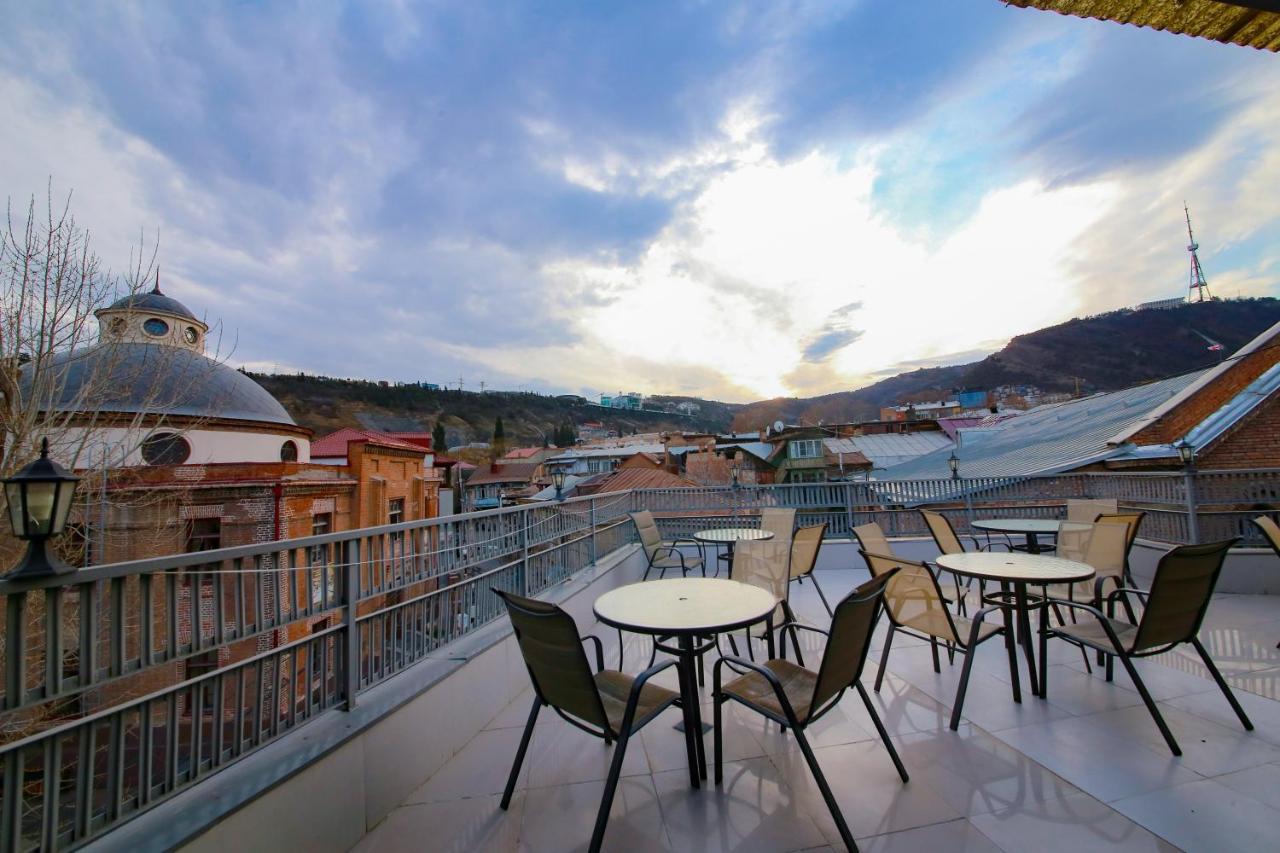 Royal Hotel تبليسي المظهر الخارجي الصورة