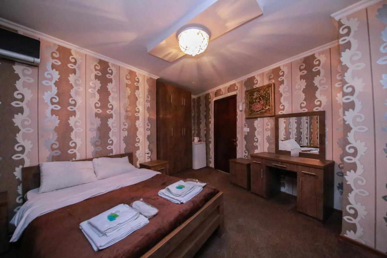 Royal Hotel تبليسي المظهر الخارجي الصورة